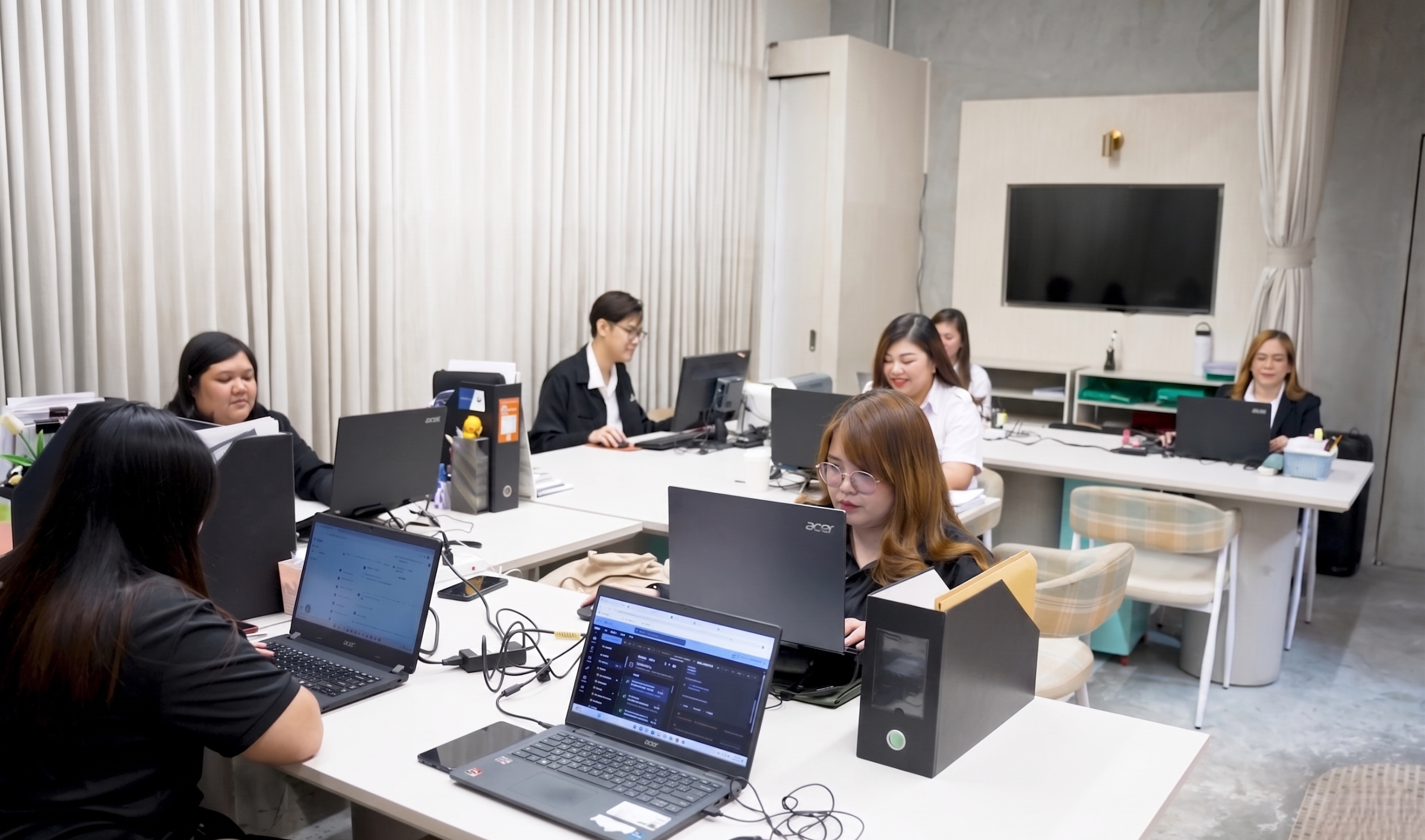 Professional meeting for manpower solutions